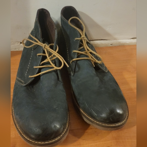 Lasocki Blue Suede Shoes 8.5/41 - Picture 1 of 4